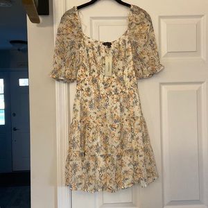 Francesca’s short floral dress size small